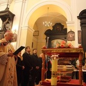 Bp Andrzej F. Dziuba zawierza diecezję łowicką Bogu za wstawiennictwem bł. o. Honorata Koźmińskiego