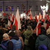 Na Krakowskim Przedmieściu zebrali się zwolennicy rządu.