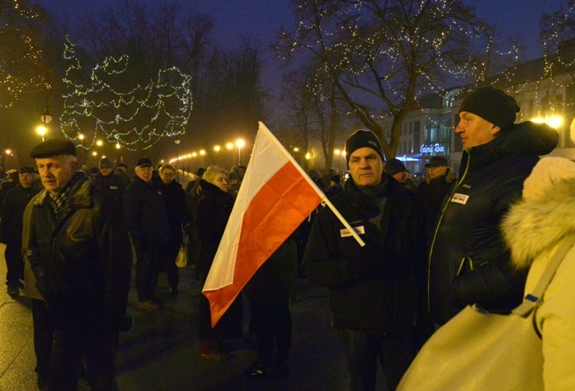 Pikieta opozycji w Radomiu