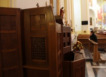 Kapłani zachęcają do skorzystania z sakramentu pokuty