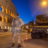 Włochy: Policja przeszukała domy, w których przebywał Amri