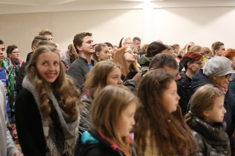 Teatralna "Opowieść wigilijna" w Andrychowie