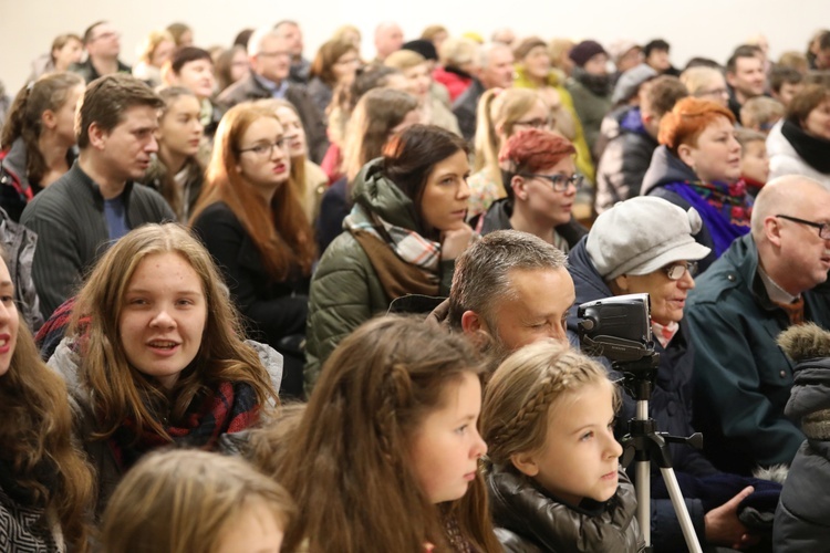 Teatralna "Opowieść wigilijna" w Andrychowie