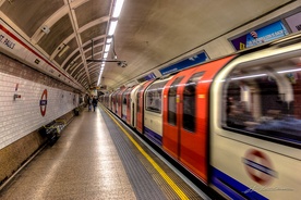 Strajk pracowników metra paraliżuje ruch w Londynie