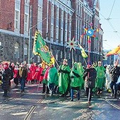 – Orszak jako rodzinna impreza przypomina nam o bogatej tradycji jasełek i zachęca do wspólnego i radosnego przeżywania uroczystości Trzech Króli – mówi organizator ks. Michał Tunkiewicz.