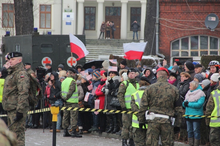 Powitanie żołnierzy amerykańskich w Żaganiu