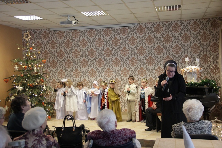 Jasełka w Centrum Pomocowym Caritas