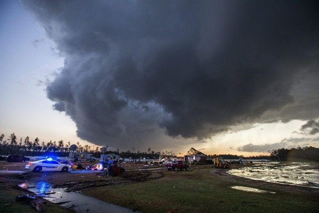 USA: 16 ofiar śmiertelnych po przejściu tornada