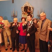 ◄	Wszystkie trzy pary jubilatów uhonorował Jarosław Górczyński.