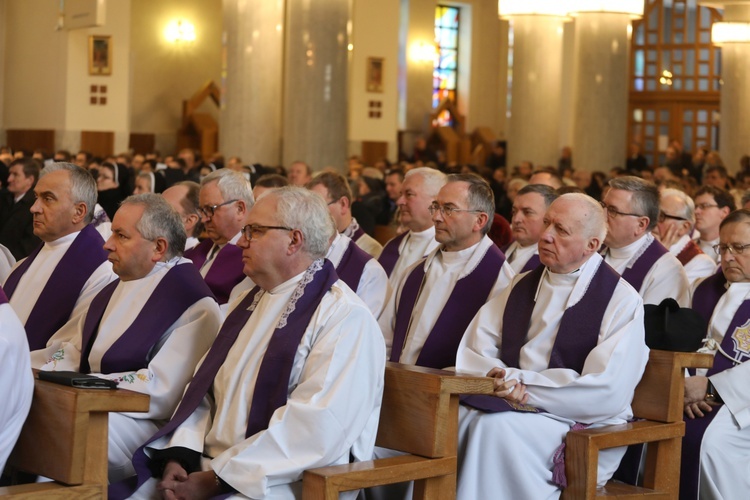 Pogrzeb śp. Rozalii Pindel, mamy bp. Romana Pindla