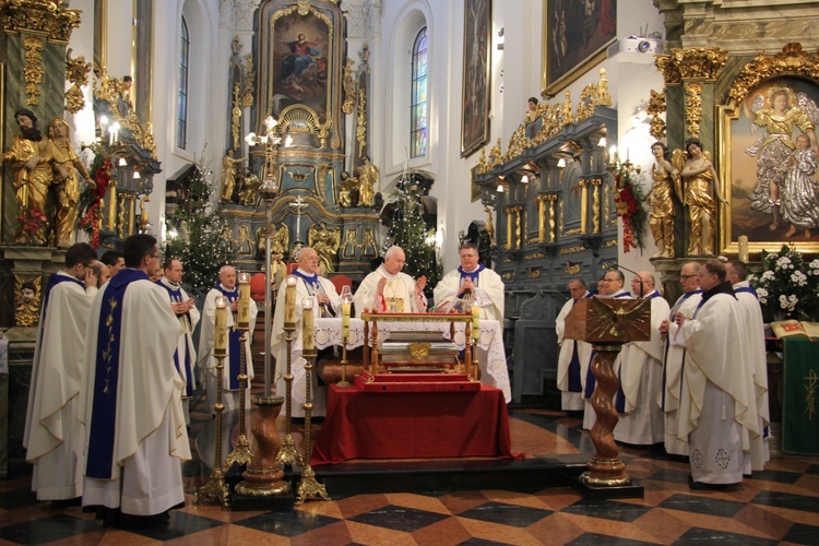 Obchody Dnia Życia Konsekrowanego w Łowiczu