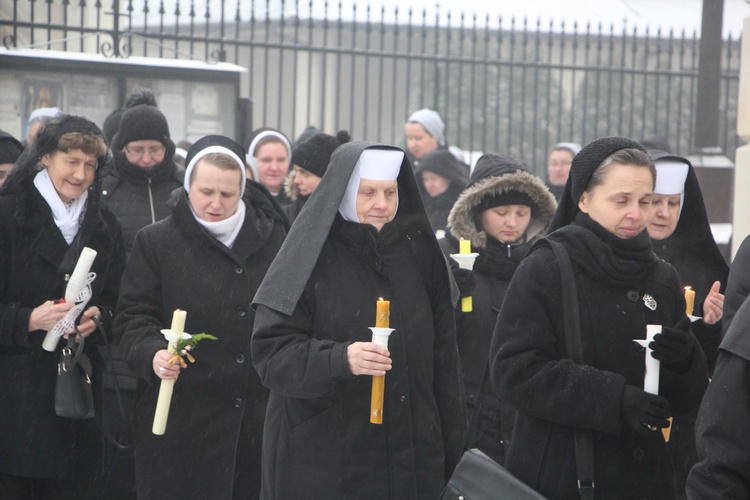 Obchody Dnia Życia Konsekrowanego w Łowiczu