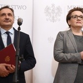 CBOS: Polacy mocno podzieleni ws. reformy oświaty