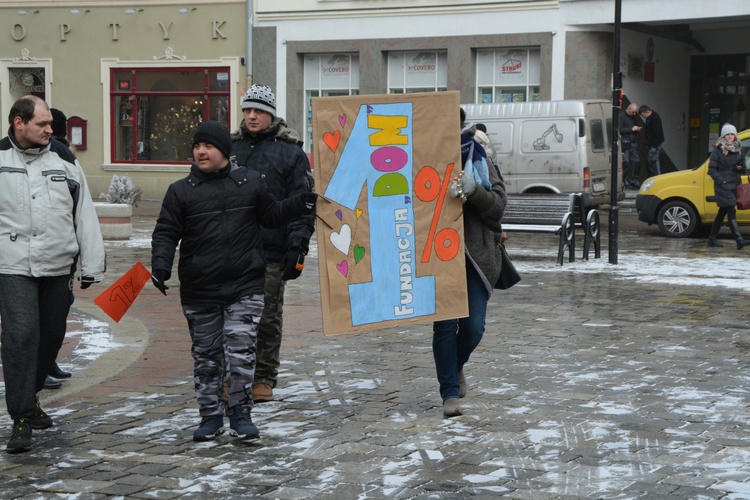 Walentynkowy korowód Fundacji "Dom"