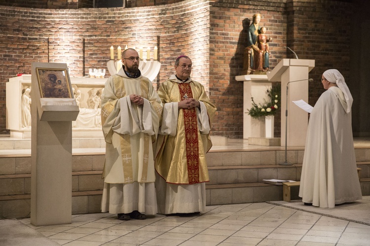 Napełnij stągwie wodą. Święcenia diakonatu we Wspólnotach Jerozolimskich