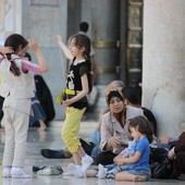 Ponad milion złotych na pomoc rodzinom syryjskim od wiernych archidiecezji katowickiej