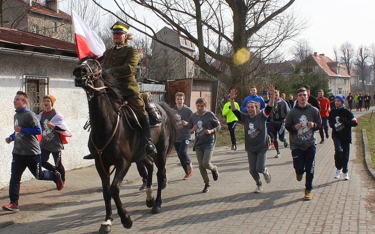 22 biegi dla niezłomnych