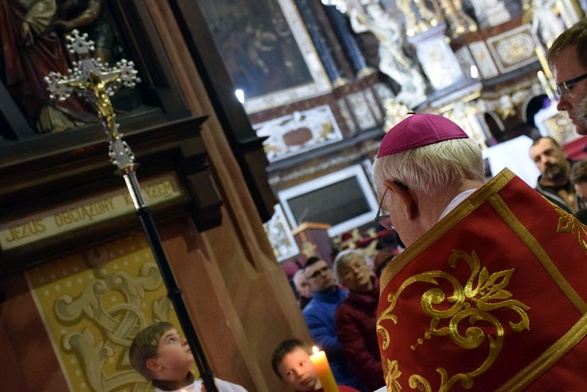 Droga Krzyżowa odbyła się w świdnickiej katedrze.