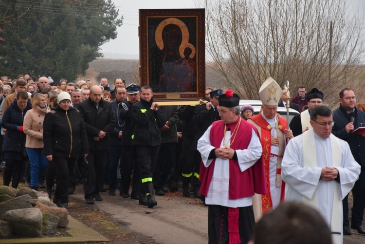 Powitanie ikony MB Częstochowskiej w Kurdwanowie