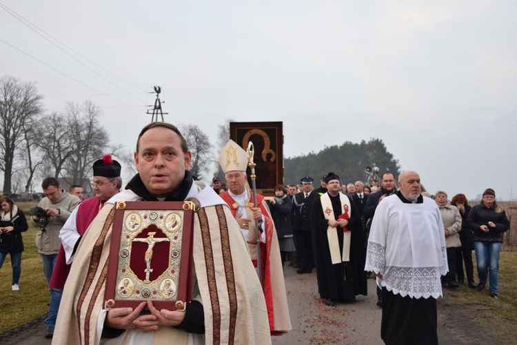 Powitanie ikony MB Częstochowskiej w Kurdwanowie