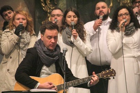 Po raz pierwszy członkowie zespołu Gospel Rain w kościele św. Piotra Apostoła zaśpiewali w zeszłym roku podczas Triduum Paschalnego