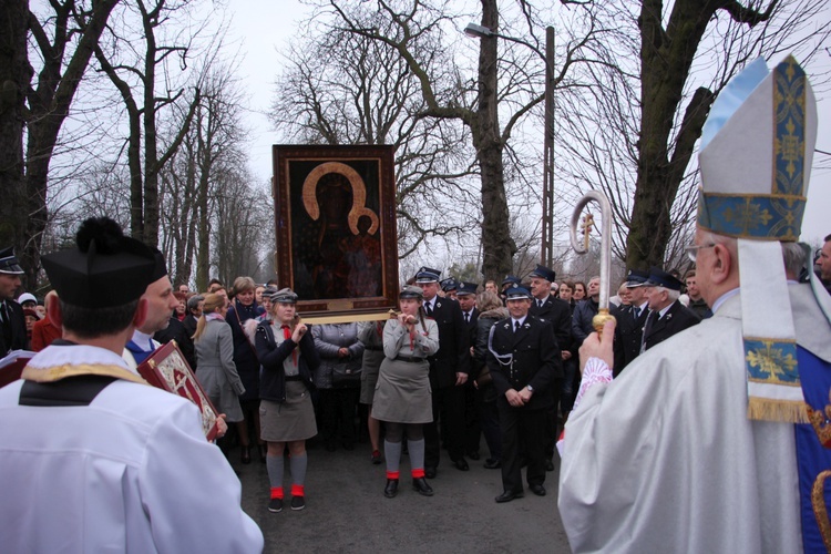 Powitanie ikony MB Częstochowskiej w Rybnie