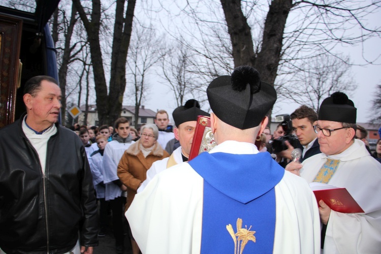 Powitanie ikony MB Częstochowskiej w Rybnie