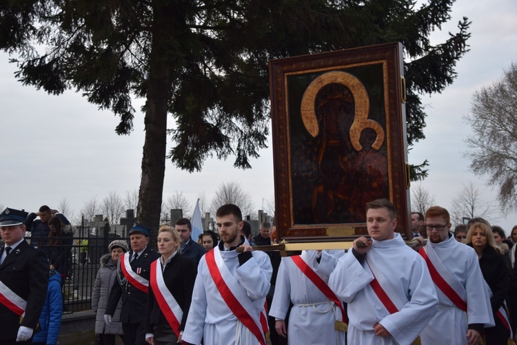 Powitanie ikony MB Częstochowskiej w Giżycach