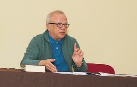 Ks. Andrzej Szewciw.