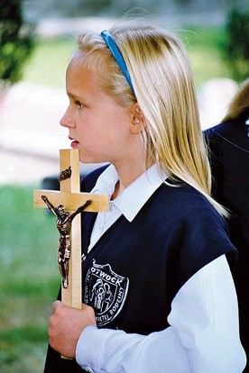 Szkoła katolicka powinna budzić wiarę, nie zapominając o wysokim poziomie nauczania, ani o potrzebach uczniów słabszych.