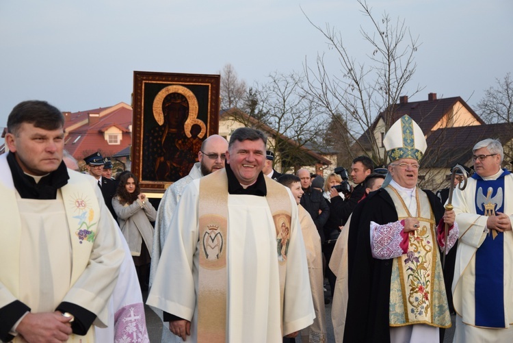 Powitanie ikony MB Częstochowskiej w Brochowie