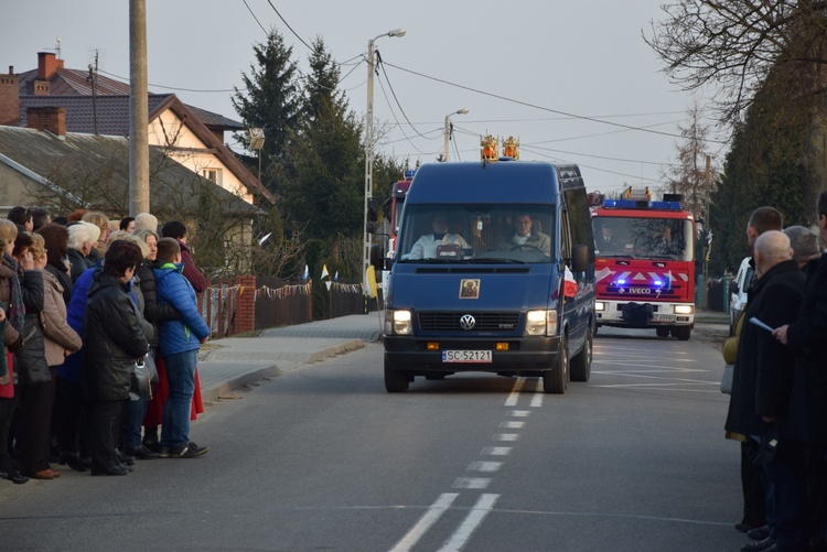 Powitanie ikony MB Częstochowskiej w Brochowie