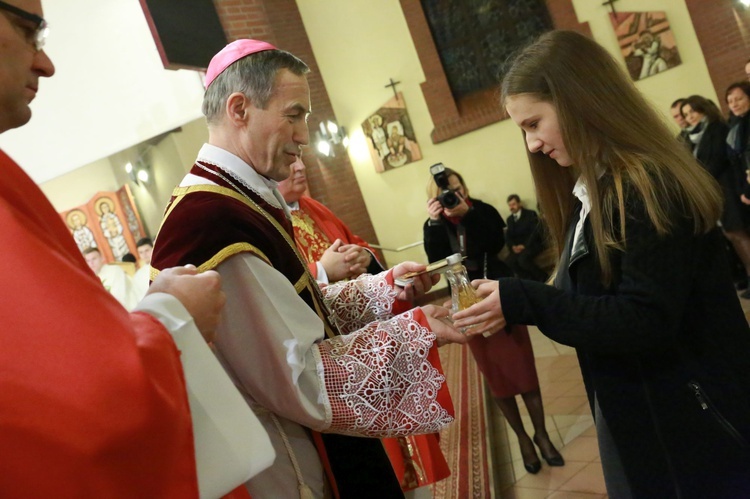 Bierzmowanie w par. pw. Miłosierdzia Bożego w Brzesku