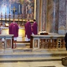 Wspólna Msza św. przy grobie św. Jana Pawła II
