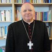 Bp Józef Wróbel