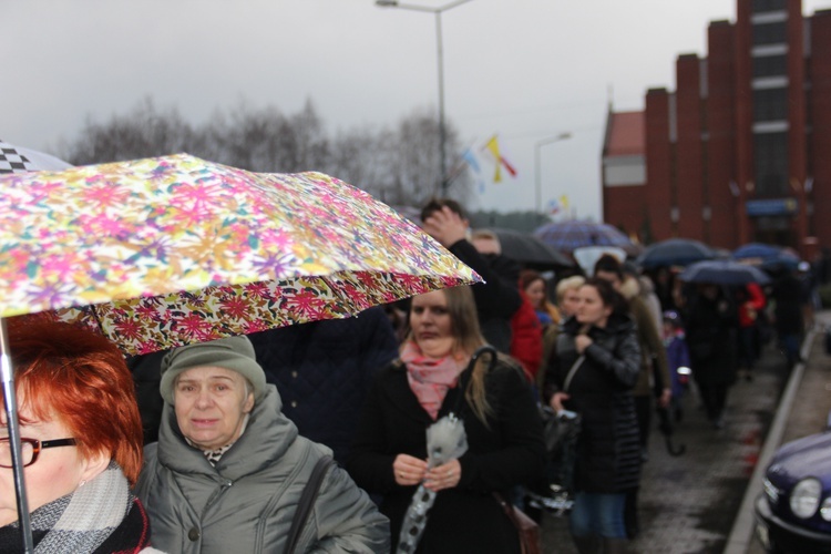 Powitanie ikony MB Częstochowskiej w parafii św. Brata Alberta w Sochaczewie