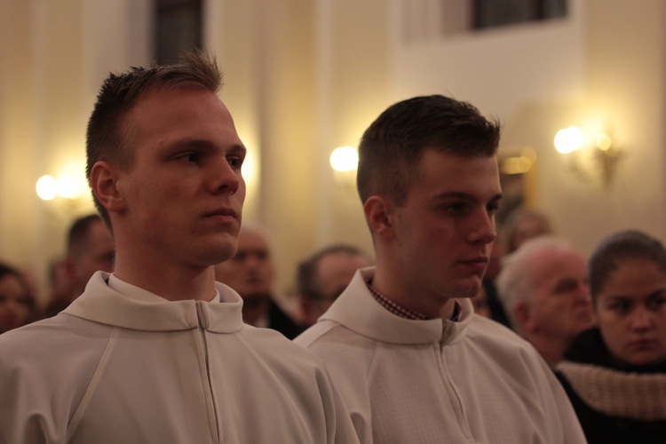 Powitanie ikony MB Częstochowskiej w parafii św. Brata Alberta w Sochaczewie