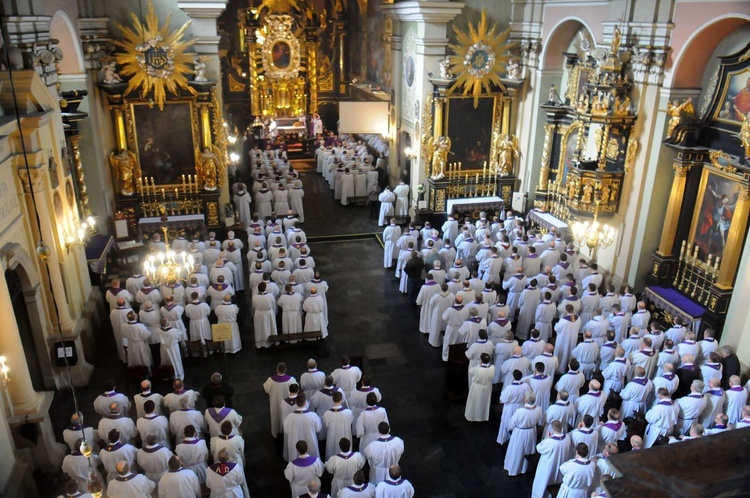 Pokutna pielgrzymka kapłanów archidiecezji krakowskiej do Kalwarii Zebrzydowskiej