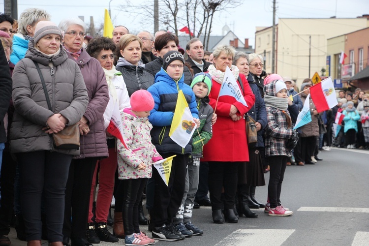 Powitanie ikony MB Częstochowskiej w parafii św. Józefa Robotnika w Sochaczewie