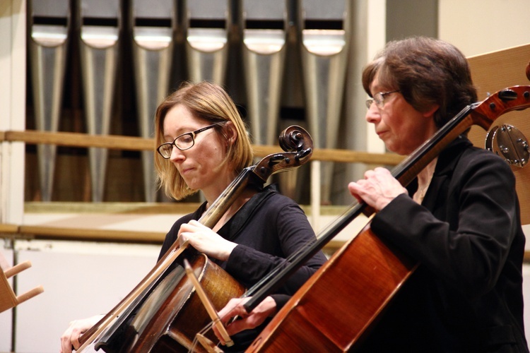 Koncert "Życie zawsze zwycięża"