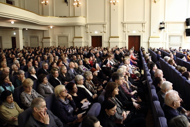 Koncert "Życie zawsze zwycięża"