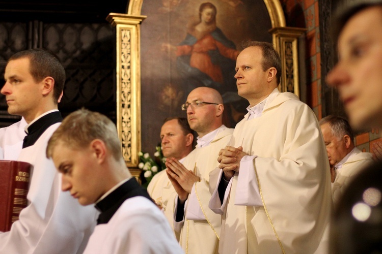 Abp Marek Jędraszewski w bazylice Mariackiej w dniu św. Józefa, patrona Krakowa