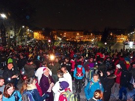 Pielgrzymów wyruszających na EDK w 2016 r. żegnał nuncjusz abp Celestino Migliore.