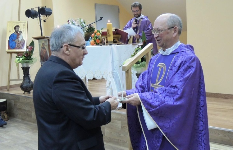 Ze św. Józefem w ośrodku "Nadzieja"