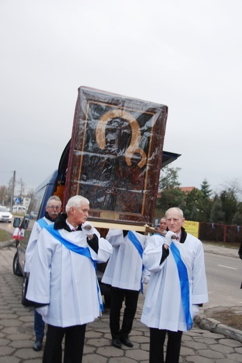 Powitanie ikony MB Częstochowskiej w parafii pw. Narodzenia NMP w Sochaczewie