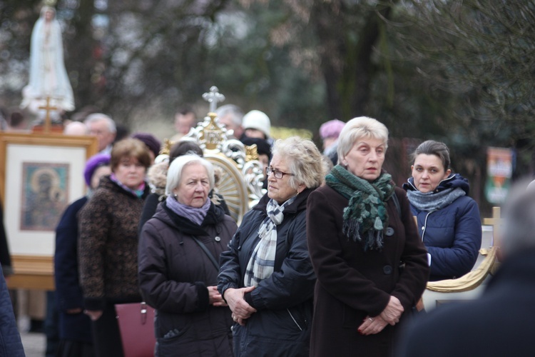 Powitanie ikony MB Częstochowskiej w parafii pw. Narodzenia NMP w Sochaczewie