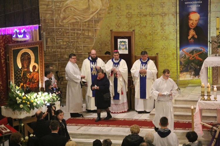 Powitanie ikony MB Częstochowskiej w parafii pw. św. Wawrzyńca w Sochaczewie