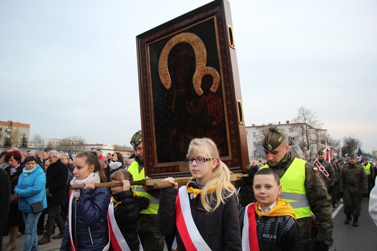 Powitanie ikony MB Częstochowskiej w parafii pw. św. Wawrzyńca w Sochaczewie