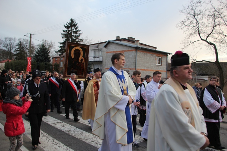 Powitanie ikony MB Częstochowskiej w Brzozowie