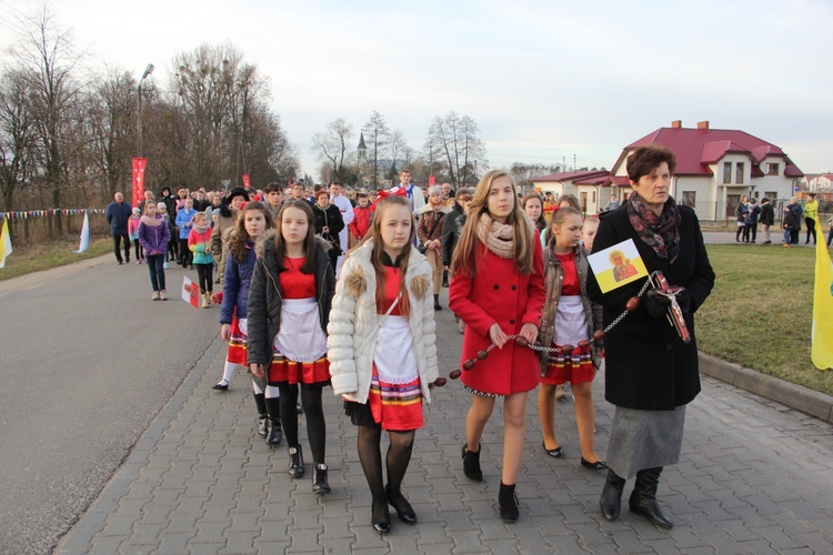 Powitanie ikony MB Częstochowskiej w Brzozowie